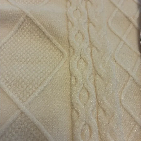 NWT Hem & Thread Cream Turtleneck Sweater Size Large - Picture 7 of 10